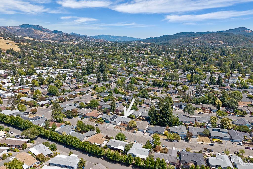 Detail Gallery Image 31 of 37 For 5012 Parkhurst Dr, Santa Rosa,  CA 95409 - 4 Beds | 2 Baths
