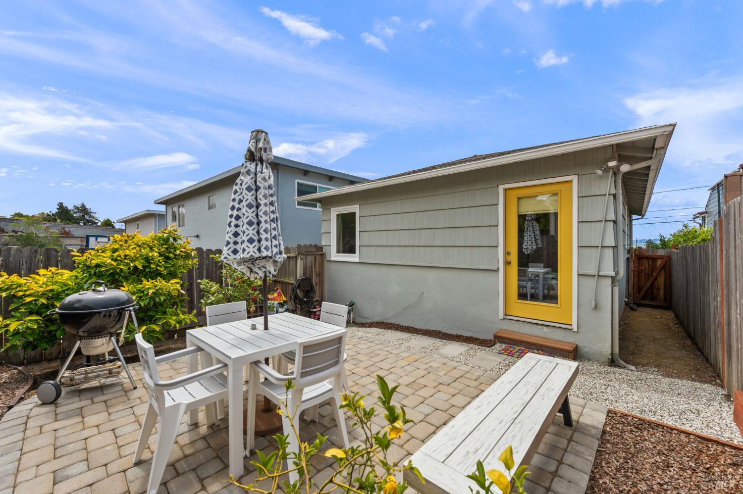 Detail Gallery Image 31 of 39 For 1438 Merced St, Richmond,  CA 94804 - 3 Beds | 2 Baths