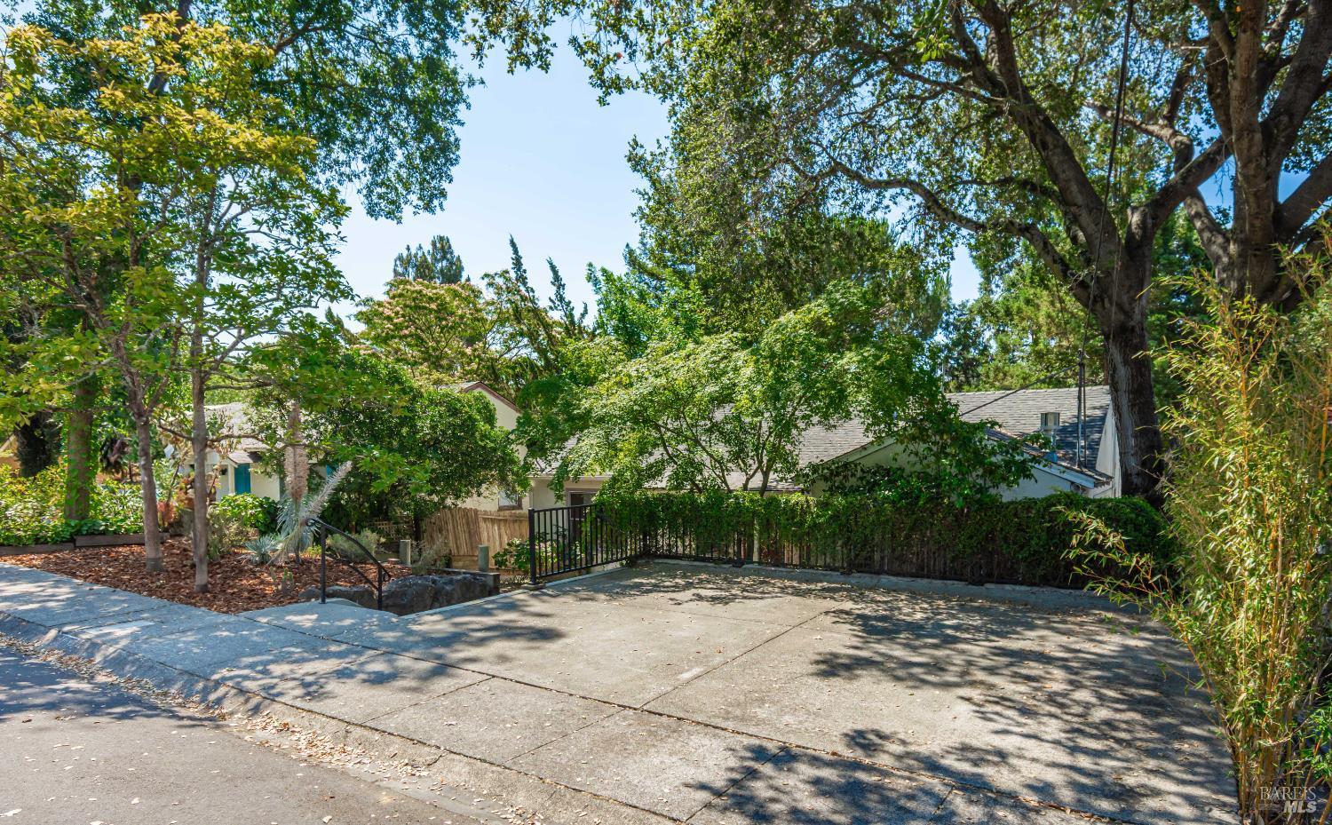Detail Gallery Image 48 of 53 For 431 E Berna Ave, Napa,  CA 94559 - 3 Beds | 2 Baths