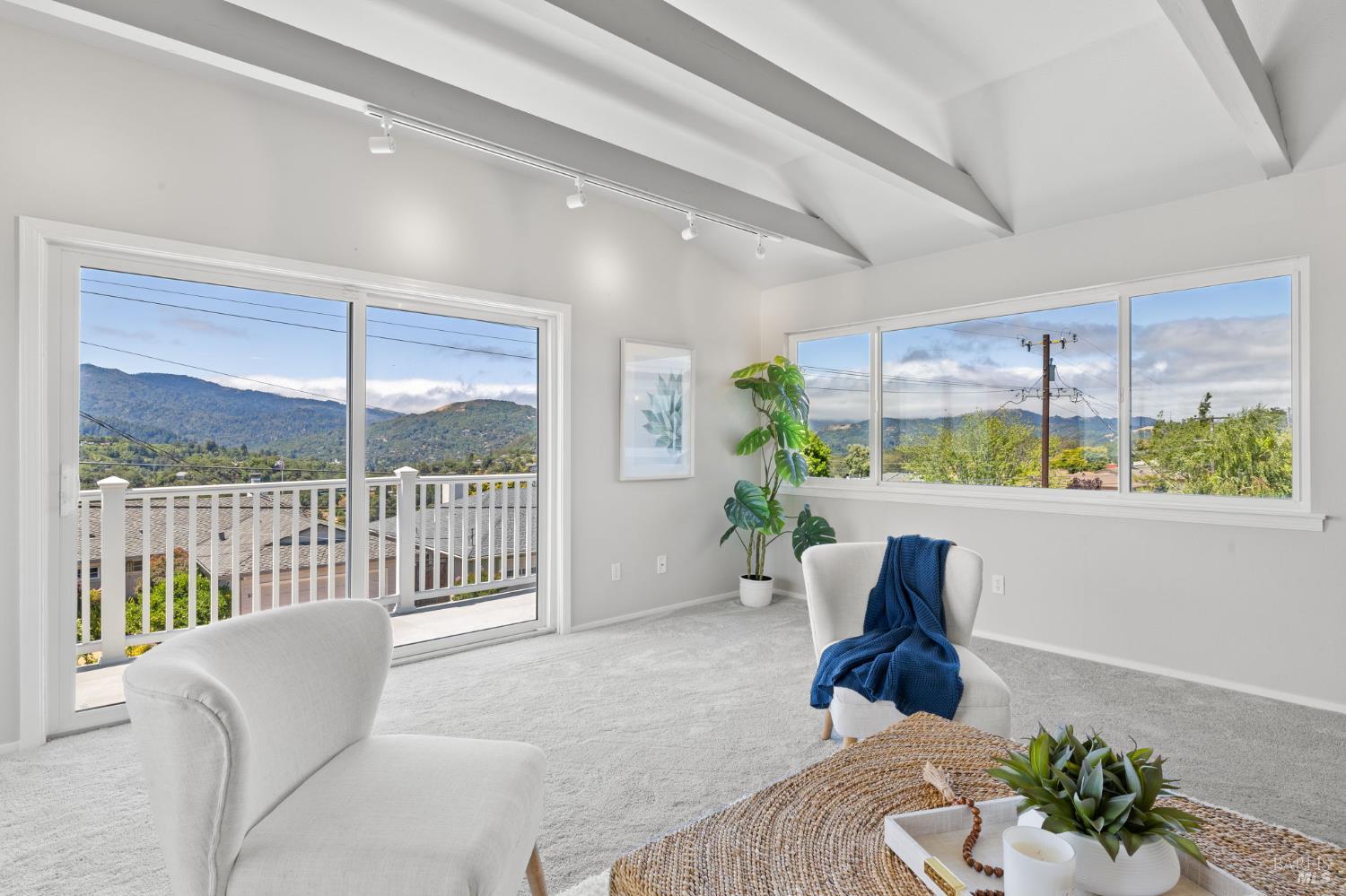 Detail Gallery Image 24 of 75 For 34 Crestwood Dr, San Rafael,  CA 94901 - 4 Beds | 3 Baths