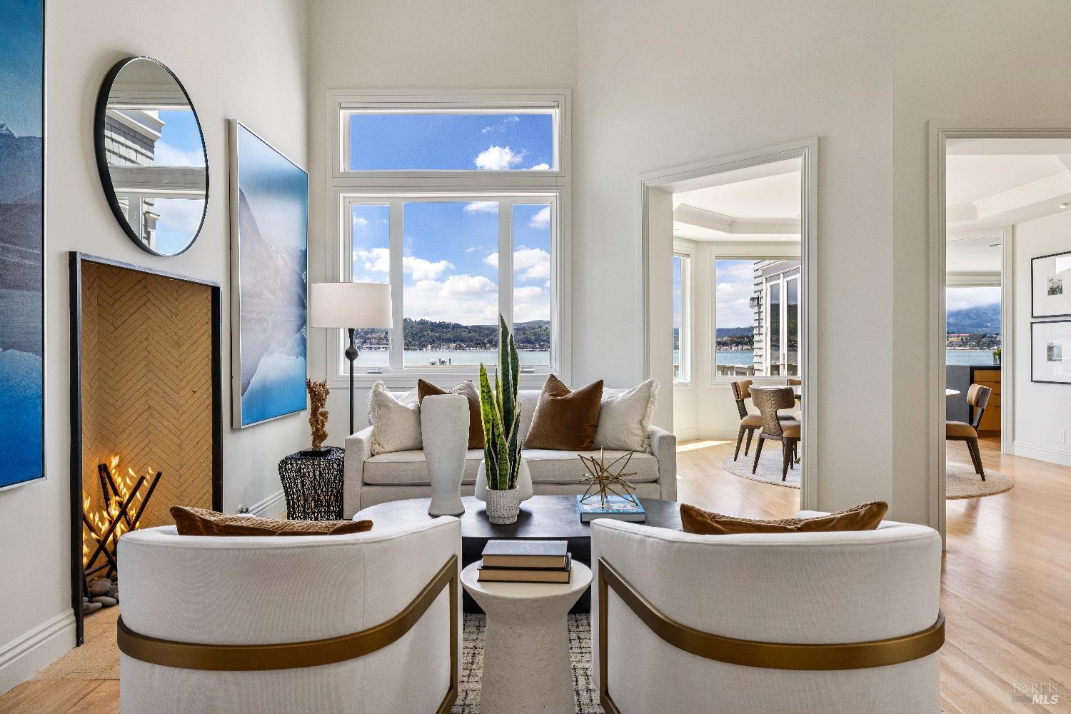 Detail Gallery Image 6 of 60 For 21 W Shore Rd, Belvedere Tiburon,  CA 94920 - 3 Beds | 3/1 Baths