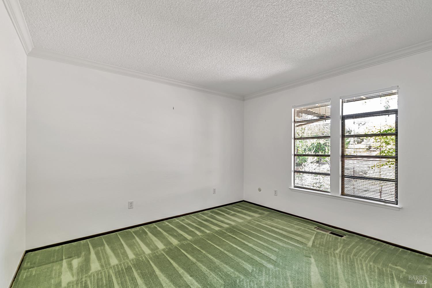 Detail Gallery Image 32 of 63 For 3415 Harrison Grade Rd, Sebastopol,  CA 95472 - 3 Beds | 3 Baths