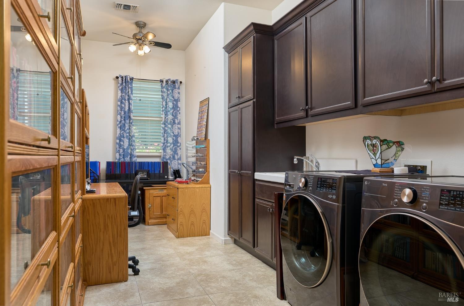 Detail Gallery Image 11 of 27 For 1125 Vintage Dr, Rio Vista,  CA 94571 - 2 Beds | 2 Baths