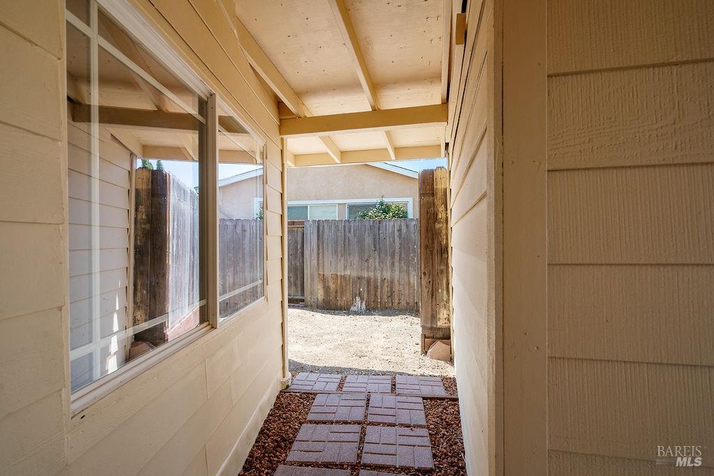 Detail Gallery Image 5 of 39 For 1773 Severus Dr, Vallejo,  CA 94589 - 4 Beds | 2 Baths
