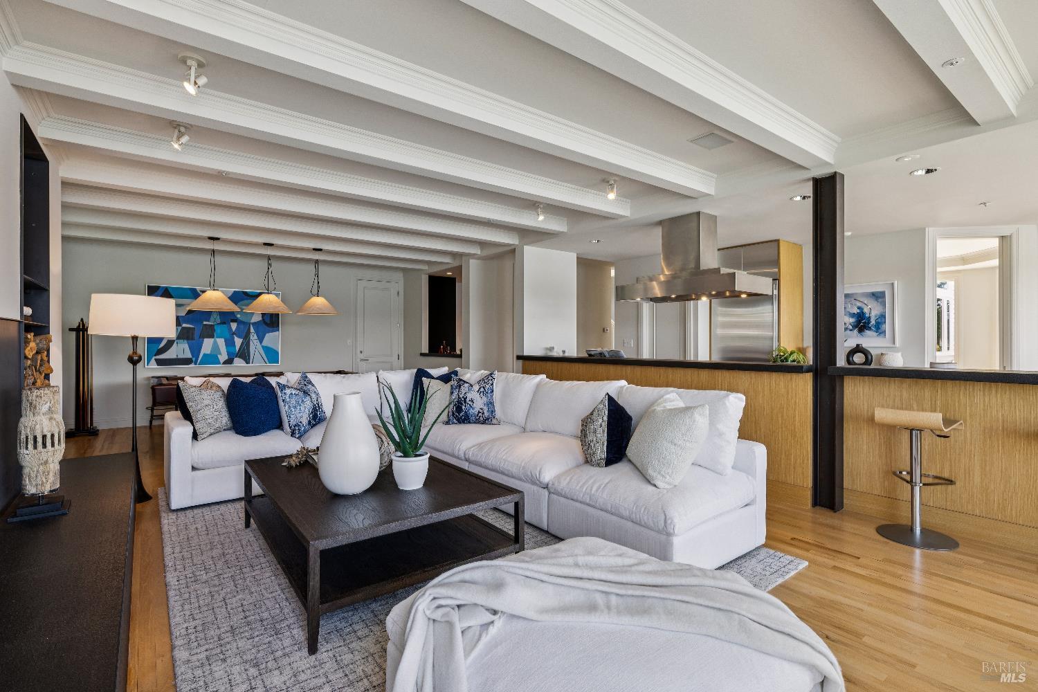 Detail Gallery Image 19 of 60 For 21 W Shore Rd, Belvedere Tiburon,  CA 94920 - 3 Beds | 3/1 Baths