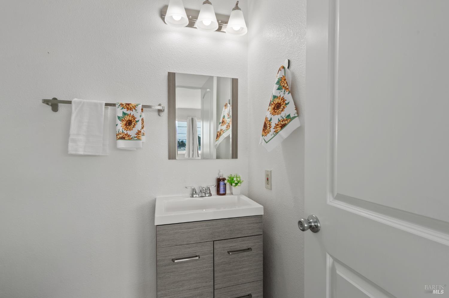 Detail Gallery Image 25 of 39 For 1438 Merced St, Richmond,  CA 94804 - 3 Beds | 2 Baths