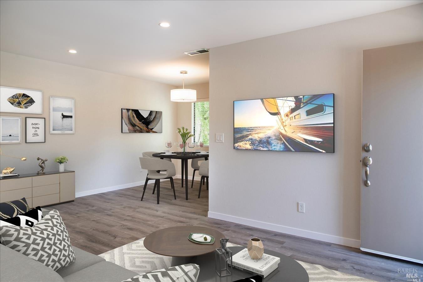 Detail Gallery Image 4 of 28 For 65 Wharf Cir, San Rafael,  CA 94903 - 2 Beds | 1 Baths