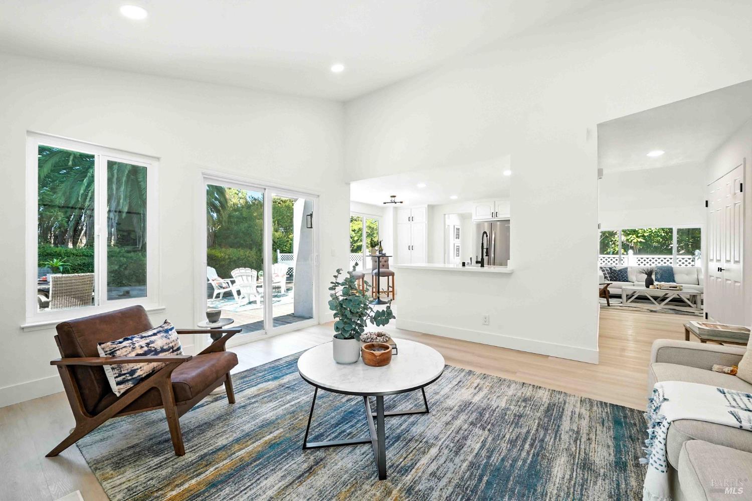 Detail Gallery Image 9 of 25 For 120 Seawind Dr, Vallejo,  CA 94590 - 3 Beds | 2 Baths