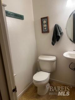 Detail Gallery Image 13 of 18 For 1073 Golf Course Dr, Rohnert Park,  CA 94928 - 2 Beds | 1/1 Baths