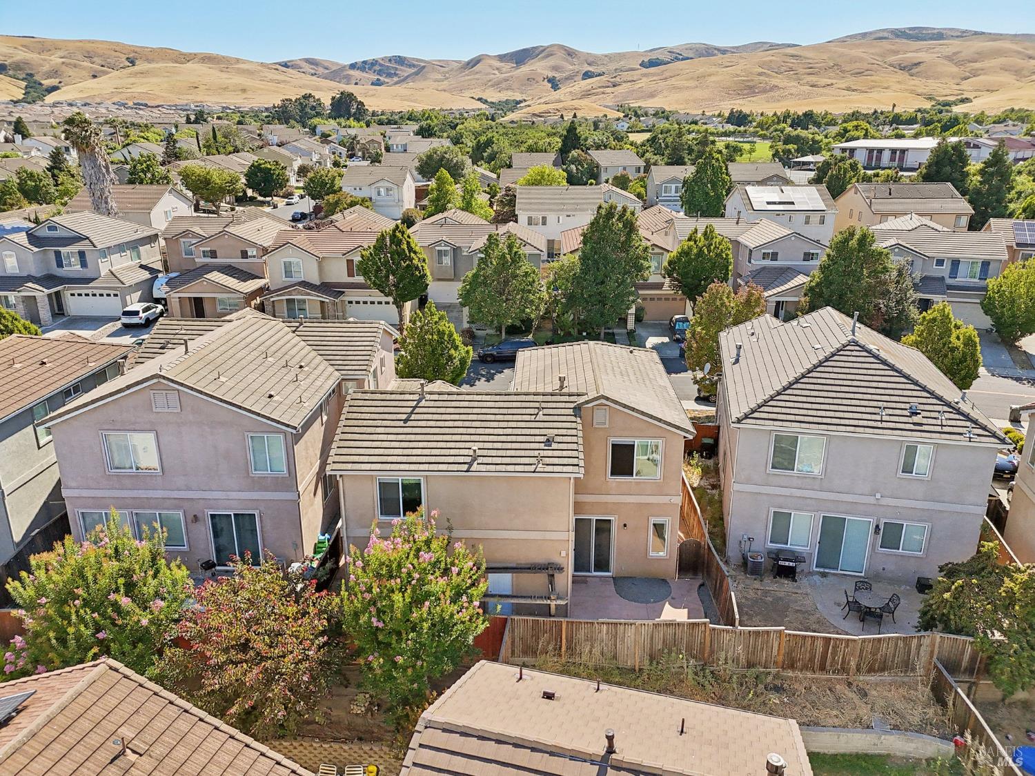 Detail Gallery Image 28 of 33 For 1888 Leaning Oak Dr, Fairfield,  CA 94534 - 3 Beds | 2/1 Baths