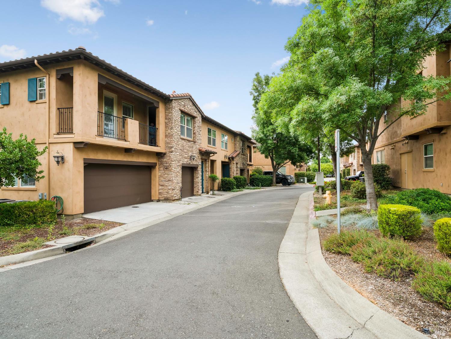 Detail Gallery Image 23 of 28 For 165 Stonegate Cir #E,  Cloverdale,  CA 95425 - 2 Beds | 2 Baths