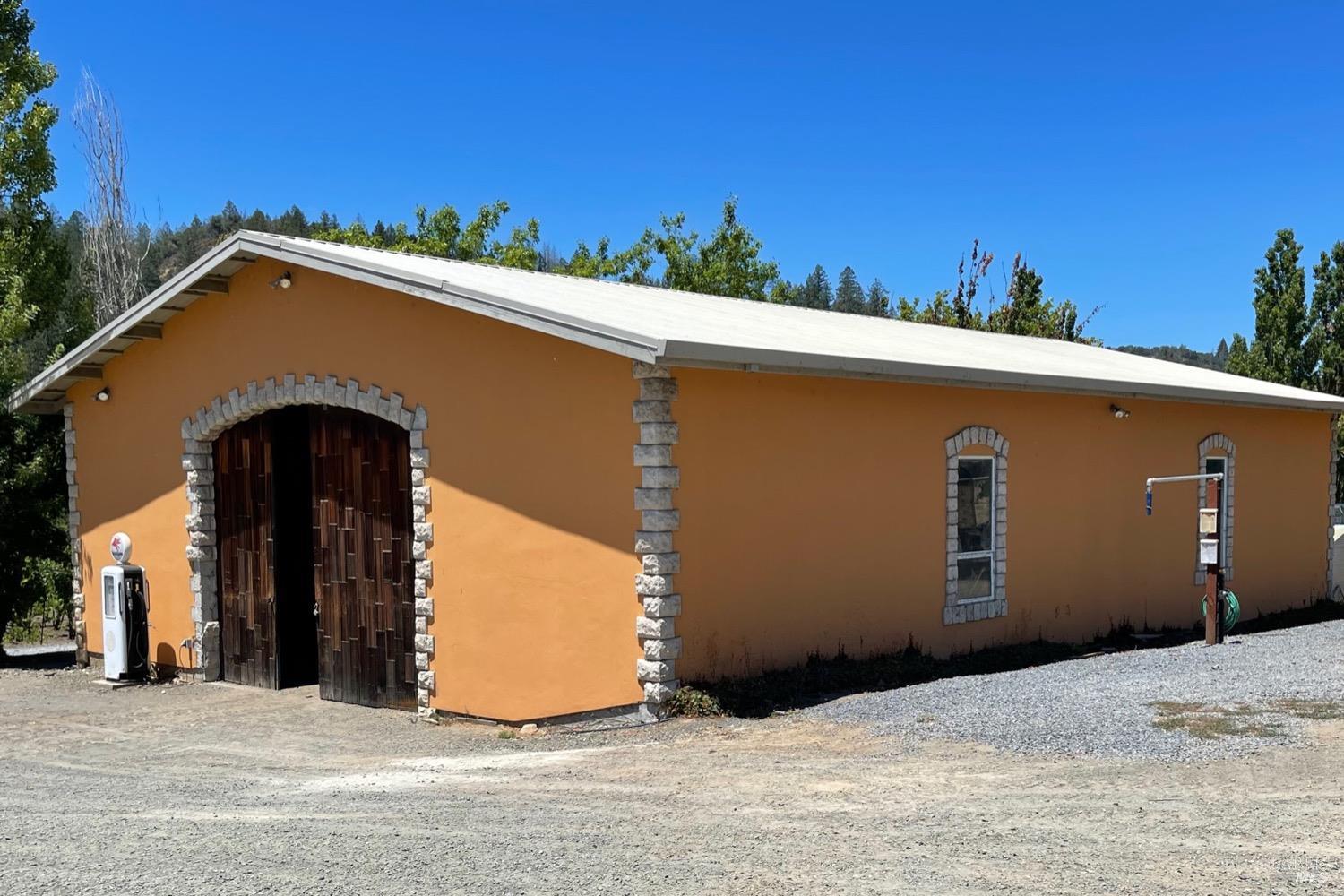 Detail Gallery Image 80 of 98 For 8320 Franz Valley Rd, Calistoga,  CA 94515 - 8 Beds | 8/2 Baths