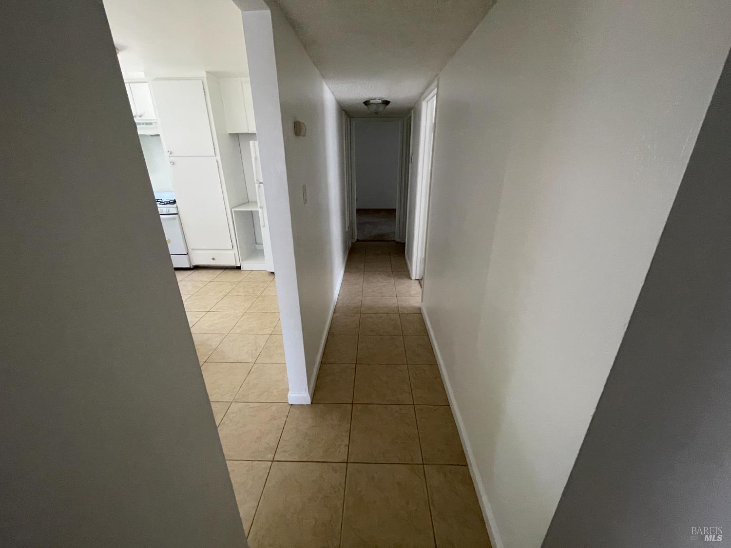 Detail Gallery Image 9 of 12 For 701 Pope Dr, Vallejo,  CA 94591 - 3 Beds | 2 Baths