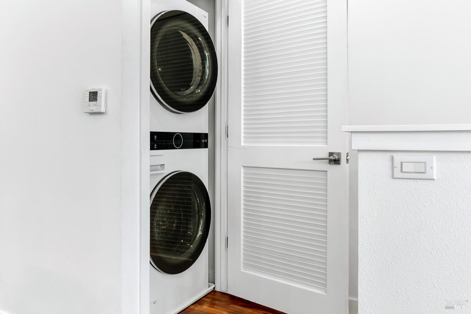 Detail Gallery Image 42 of 51 For 1655 2nd St #306,  Napa,  CA 94559 - 3 Beds | 3/1 Baths