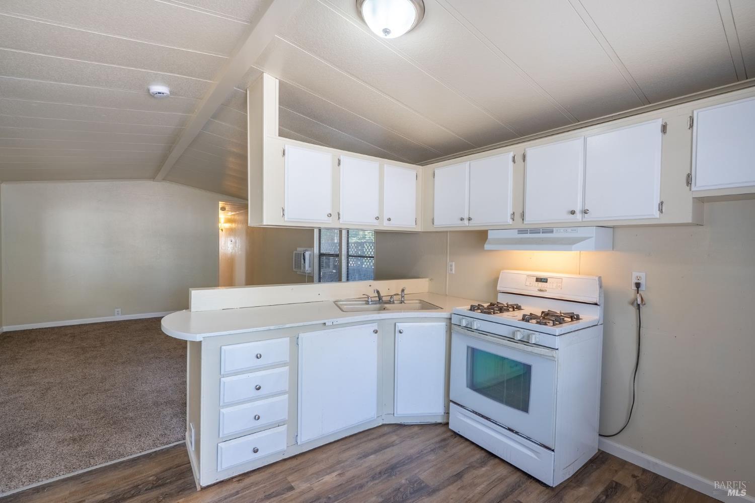 Detail Gallery Image 11 of 21 For 5545 Old Hwy 53 Unkn 7, Clearlake,  CA 95422 - 2 Beds | 1 Baths