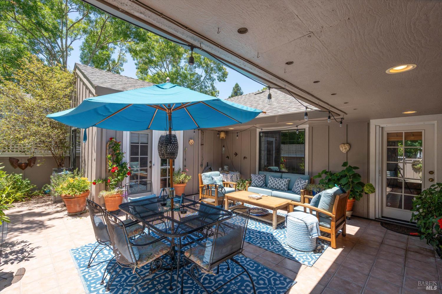Detail Gallery Image 22 of 28 For 701 Amherst Cir, Sonoma,  CA 95476 - 3 Beds | 2 Baths