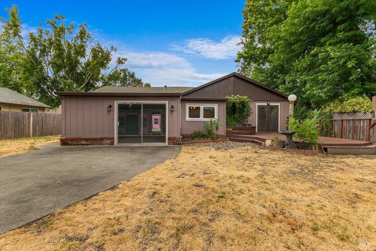 Detail Gallery Image 26 of 37 For 1146 Evans Dr, Santa Rosa,  CA 95405 - 4 Beds | 2 Baths