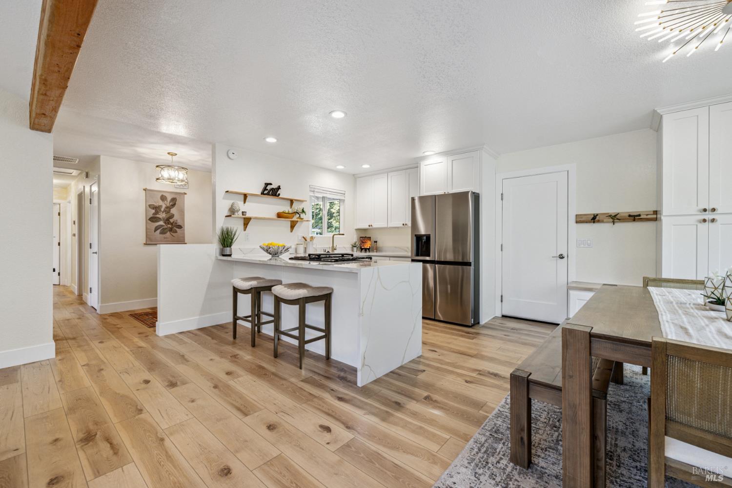 Detail Gallery Image 12 of 60 For 8023 Washington Ave, Sebastopol,  CA 95472 - 4 Beds | 2 Baths