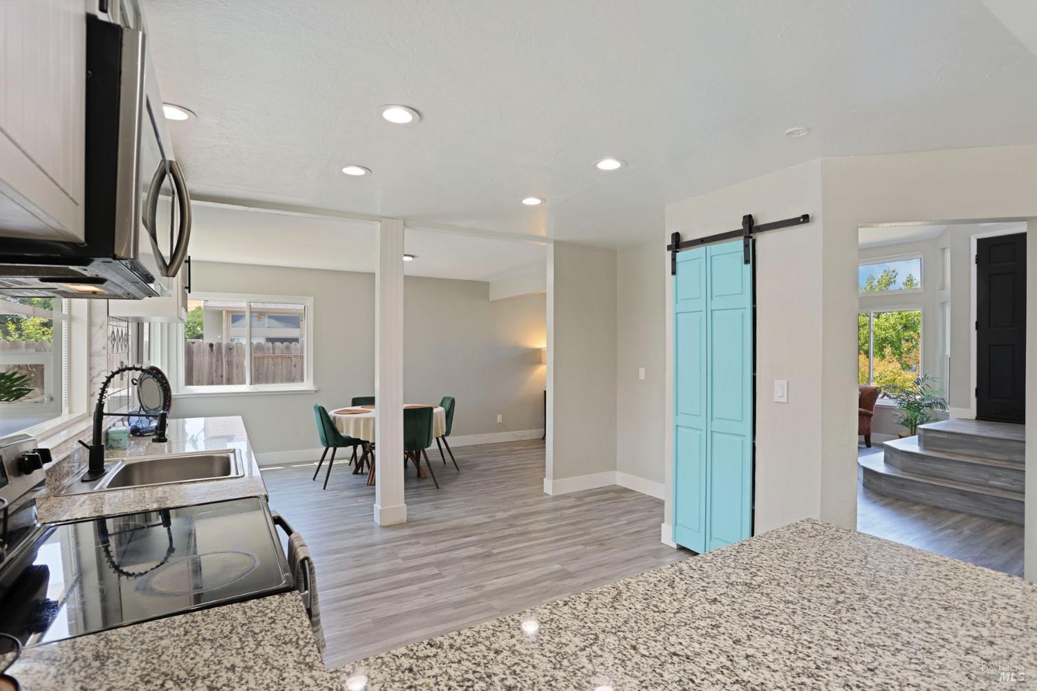 Detail Gallery Image 19 of 51 For 4881 Regency Pl, Fairfield,  CA 94534 - 3 Beds | 2/1 Baths