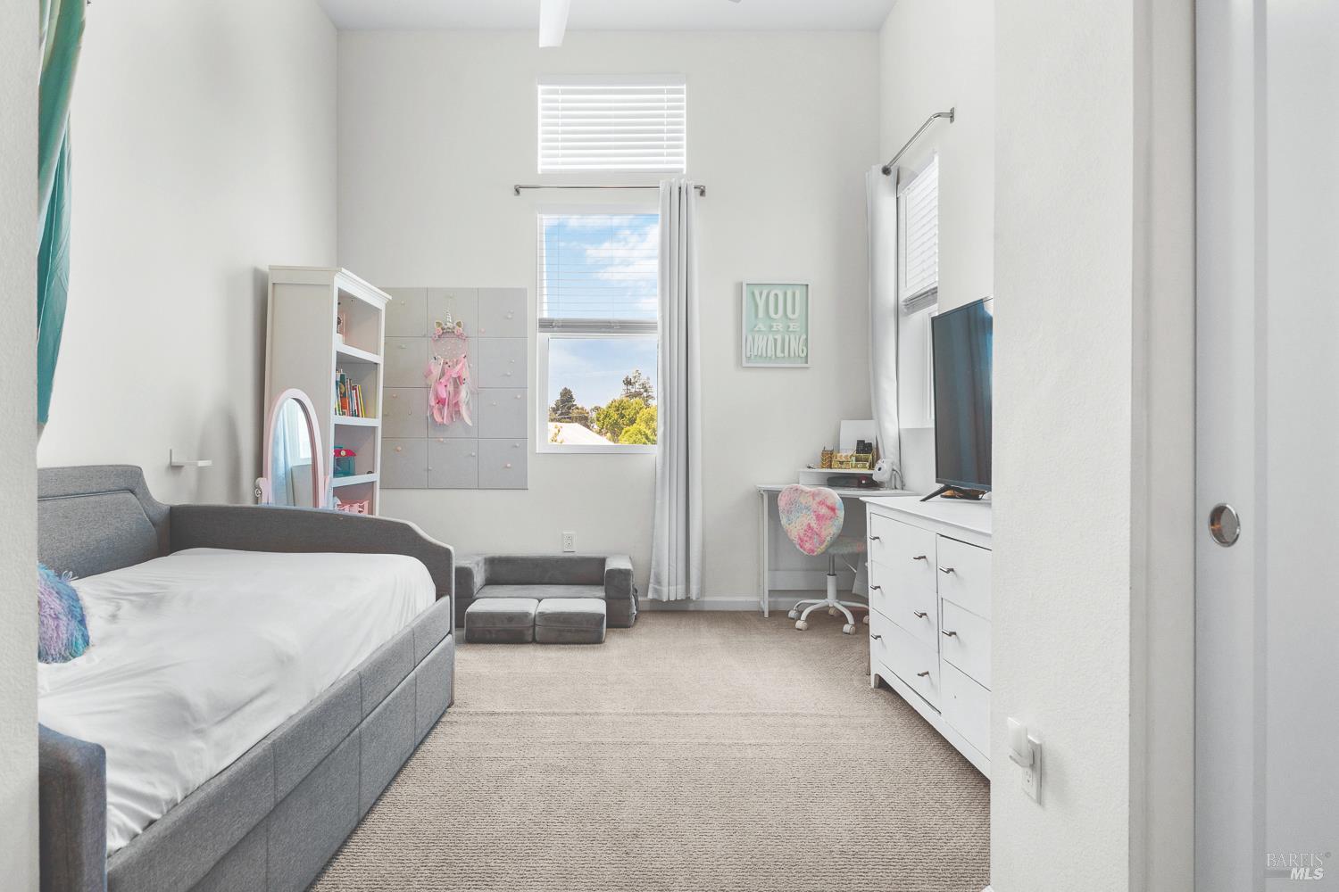 Detail Gallery Image 17 of 23 For 521 Deep Rose Pl, Santa Rosa,  CA 95407 - 4 Beds | 2/1 Baths