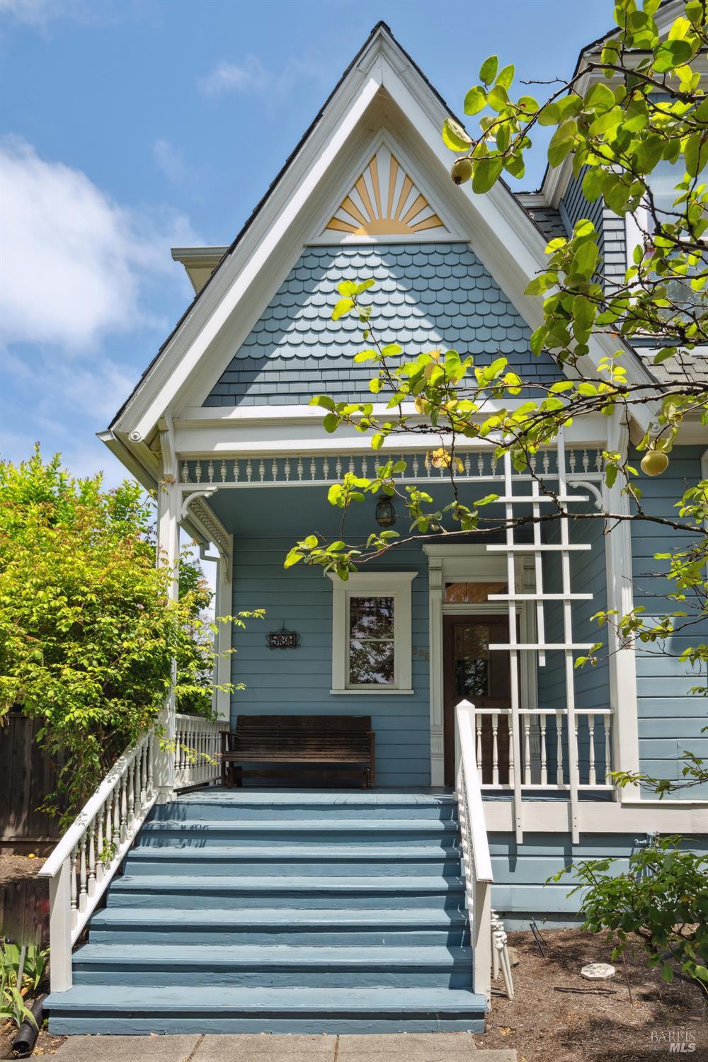 Detail Gallery Image 2 of 56 For 539 Benton St, Santa Rosa,  CA 95404 - 4 Beds | 2 Baths