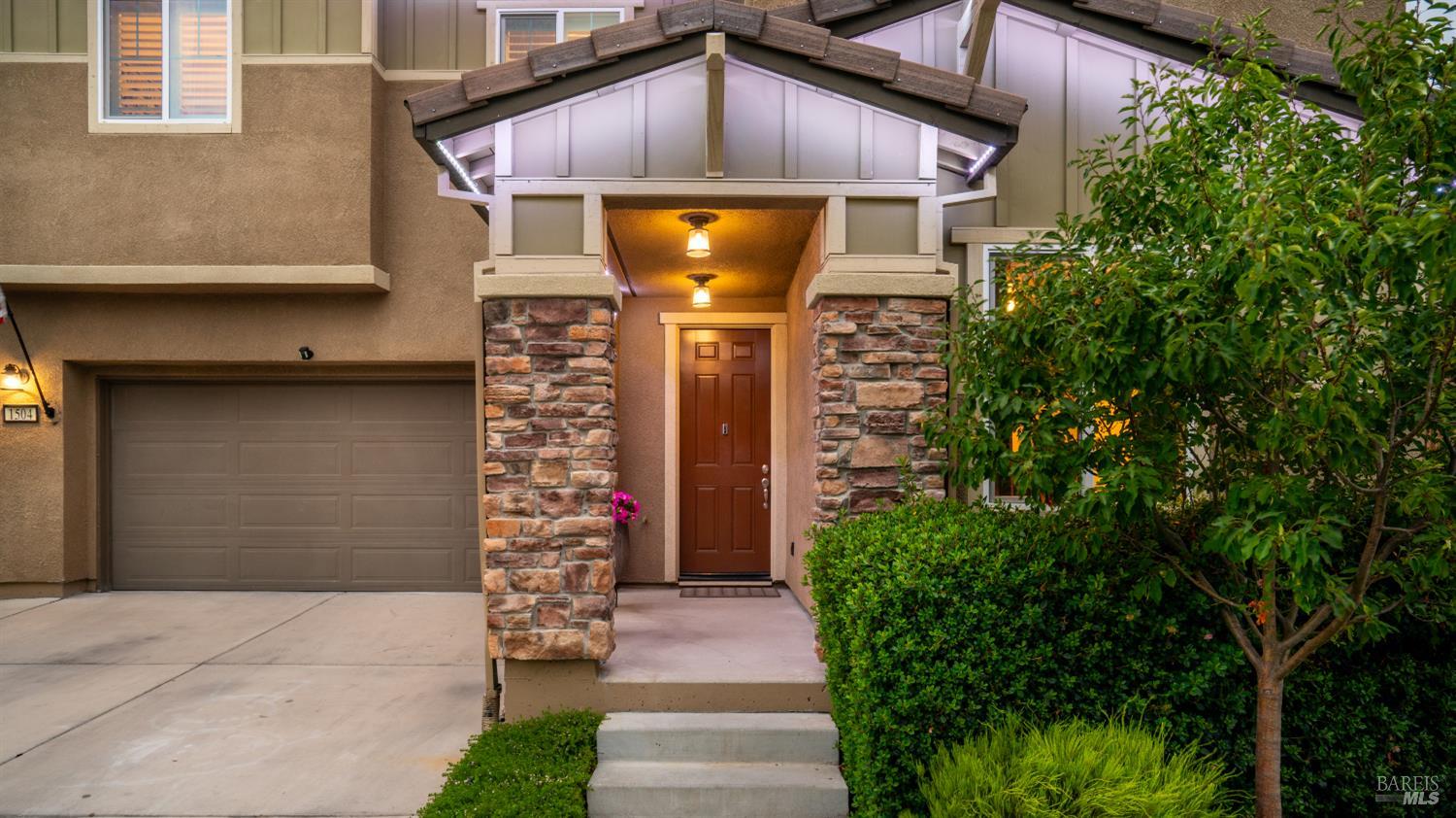 Detail Gallery Image 3 of 51 For 1504 Keats Pl, Rohnert Park,  CA 94928 - 4 Beds | 3 Baths