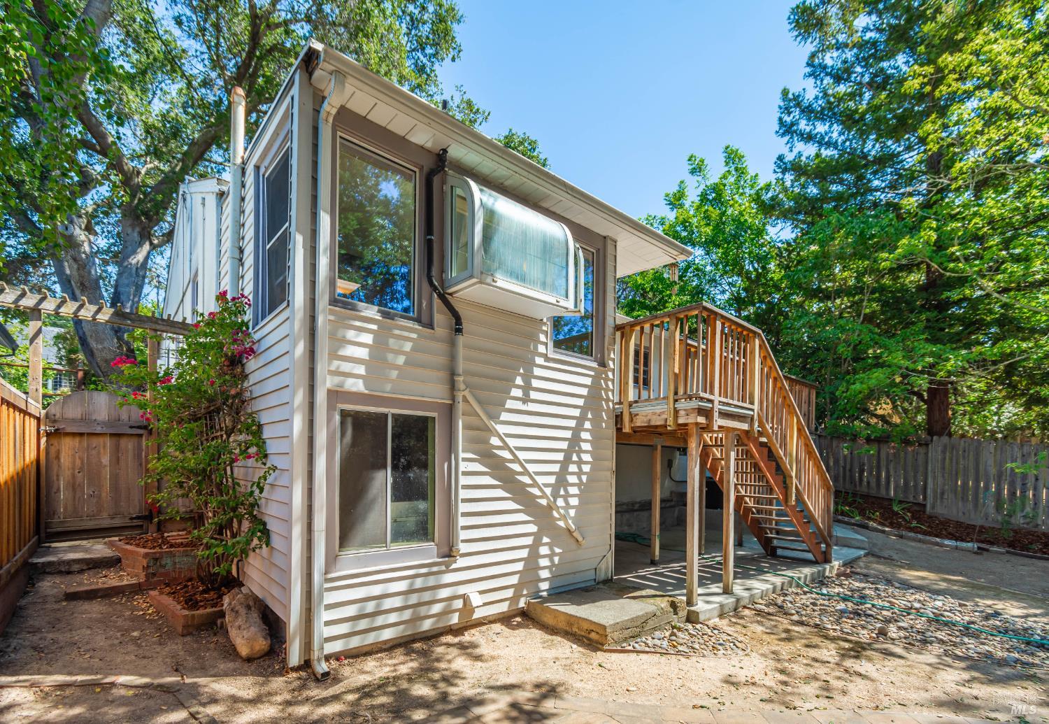 Detail Gallery Image 11 of 53 For 431 E Berna Ave, Napa,  CA 94559 - 3 Beds | 2 Baths