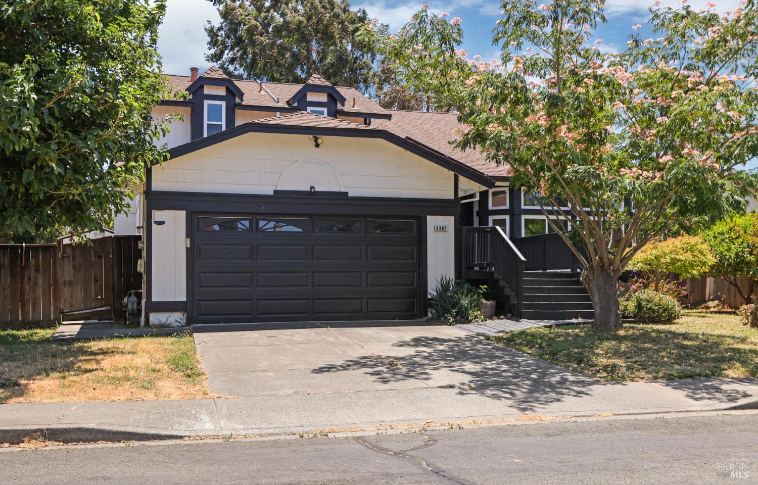 Detail Gallery Image 5 of 51 For 4881 Regency Pl, Fairfield,  CA 94534 - 3 Beds | 2/1 Baths