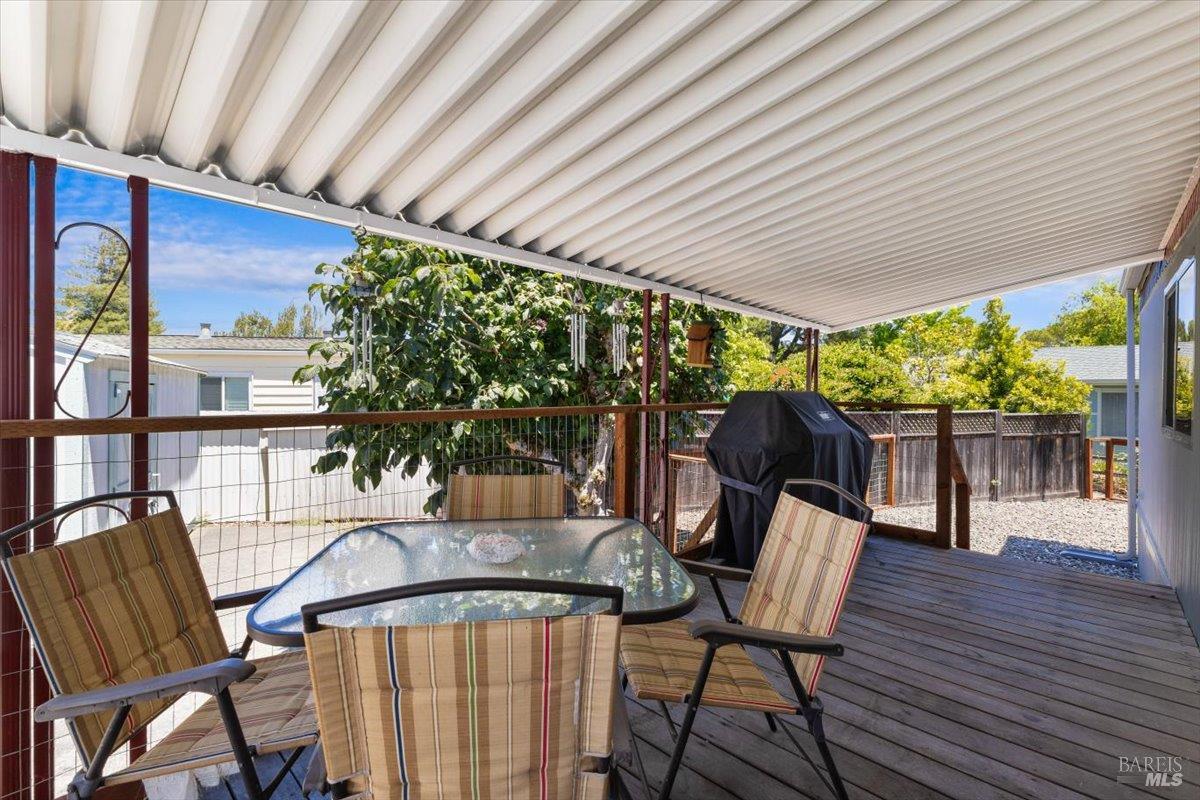 Detail Gallery Image 23 of 26 For 211 W Seven Flags Cir, Sonoma,  CA 95476 - 2 Beds | 2 Baths
