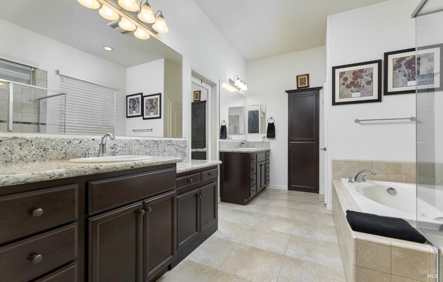 Detail Gallery Image 18 of 27 For 1125 Vintage Dr, Rio Vista,  CA 94571 - 2 Beds | 2 Baths