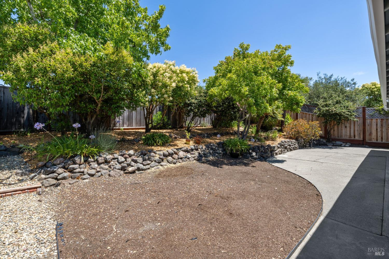 Detail Gallery Image 51 of 75 For 34 Crestwood Dr, San Rafael,  CA 94901 - 4 Beds | 3 Baths