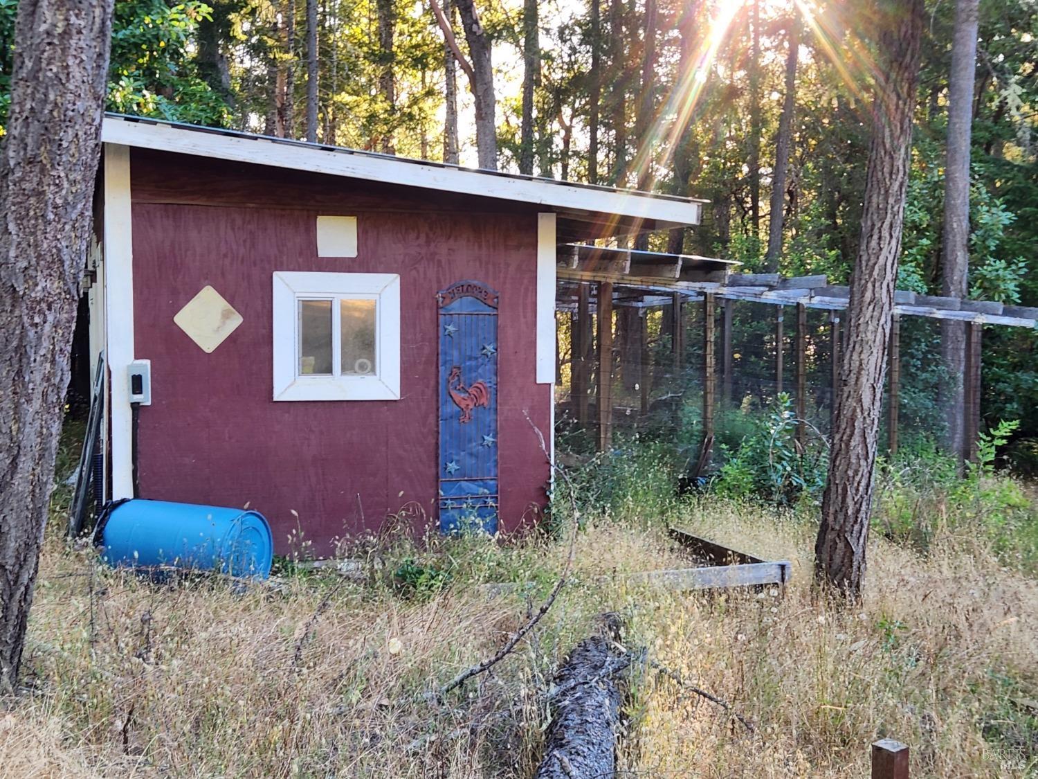 Detail Gallery Image 30 of 43 For 97420 Mina Rd, Covelo,  CA 95428 - 2 Beds | 1 Baths