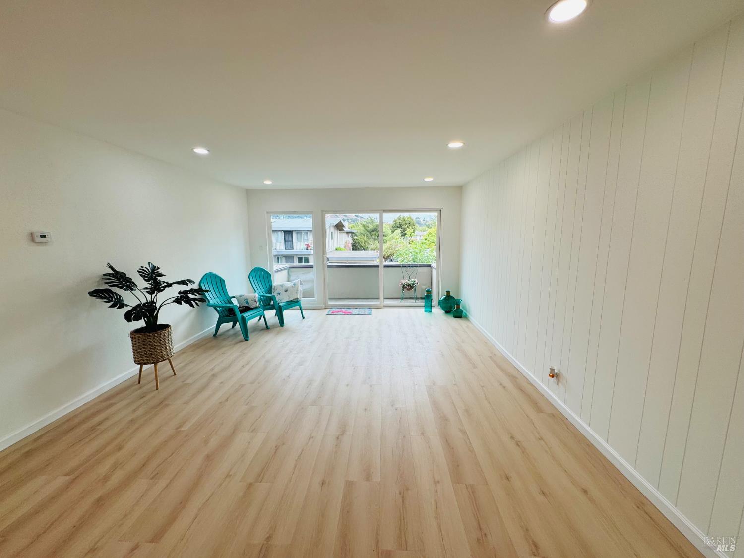 Detail Gallery Image 6 of 17 For 14 Fairfax St, San Rafael,  CA 94901 - 2 Beds | 1/1 Baths