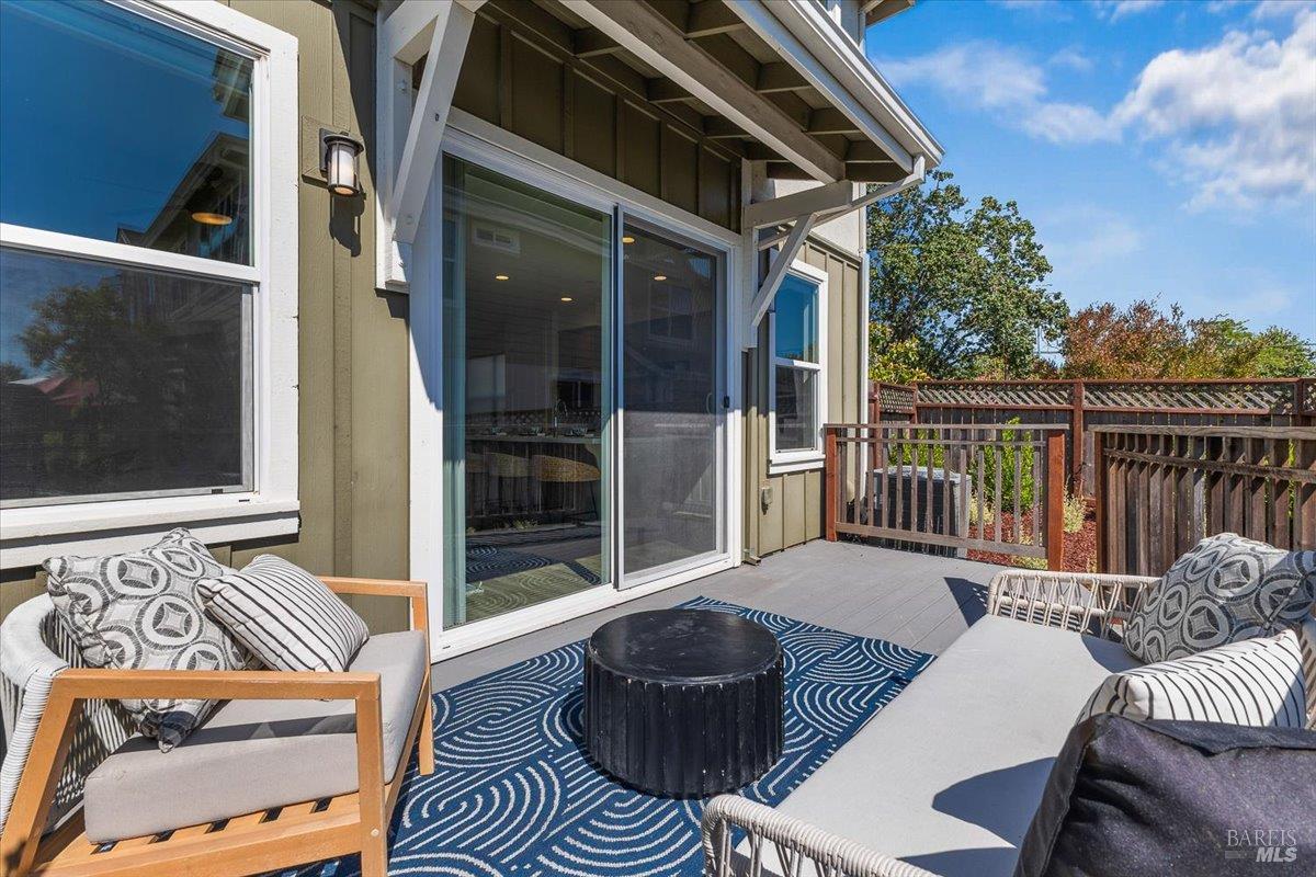 Detail Gallery Image 32 of 35 For 901 Prospect Ave, Santa Rosa,  CA 95409 - 4 Beds | 2/1 Baths