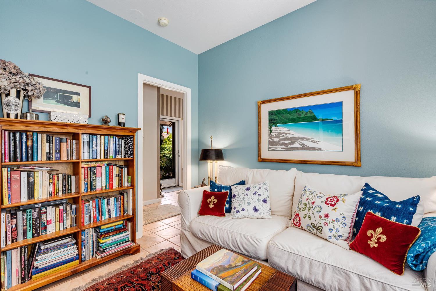 Detail Gallery Image 14 of 28 For 701 Amherst Cir, Sonoma,  CA 95476 - 3 Beds | 2 Baths