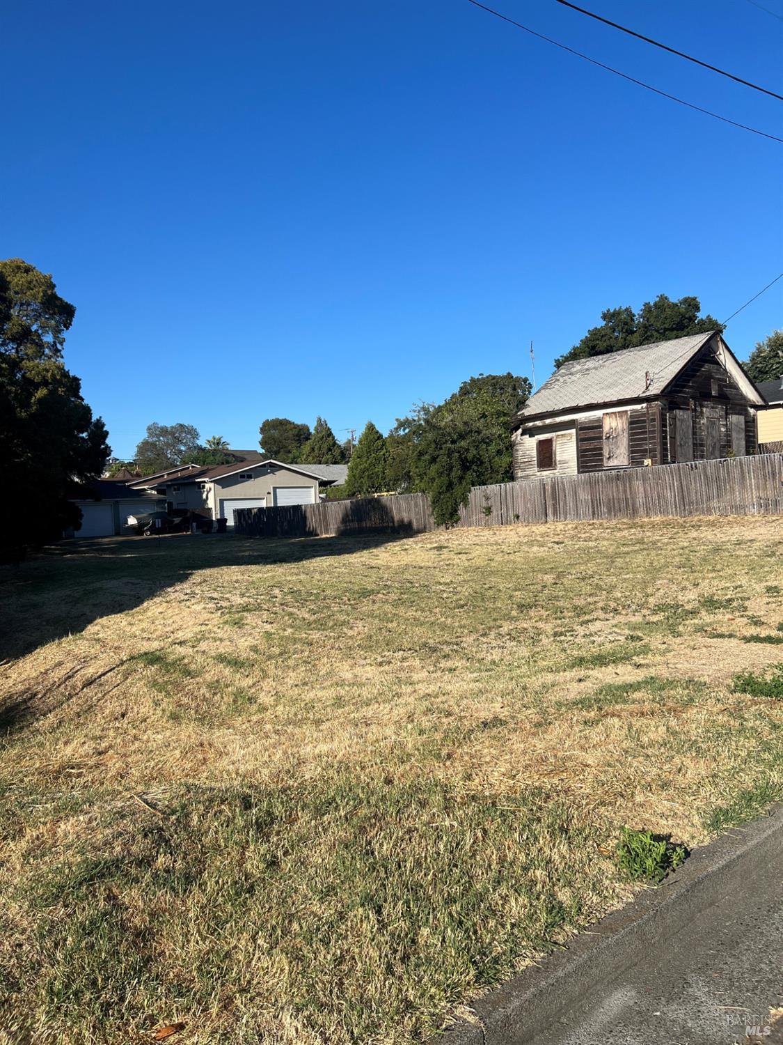 Detail Gallery Image 2 of 9 For 543 E H St, Benicia,  CA 94510 - – Beds | – Baths