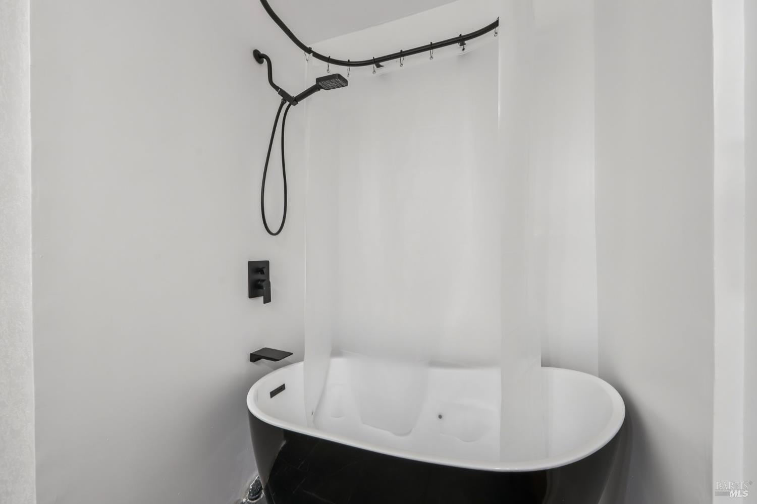 Detail Gallery Image 16 of 32 For 309 Nancy Ln, Vacaville,  CA 95687 - 3 Beds | 2 Baths