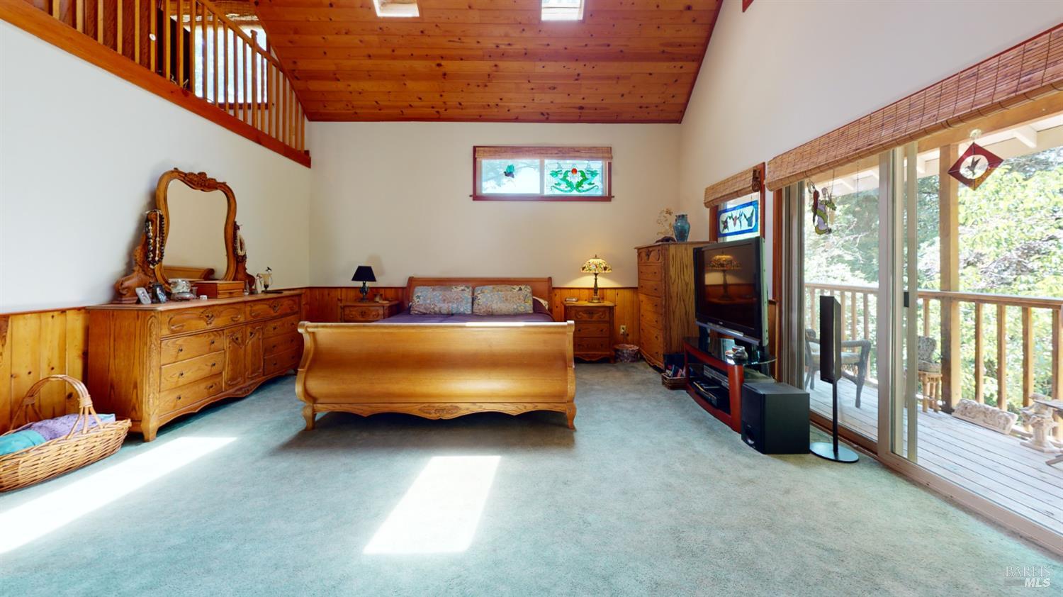 Detail Gallery Image 10 of 16 For 65235 Hwy 271 Hwy, Leggett,  CA 95585 - 4 Beds | 2 Baths