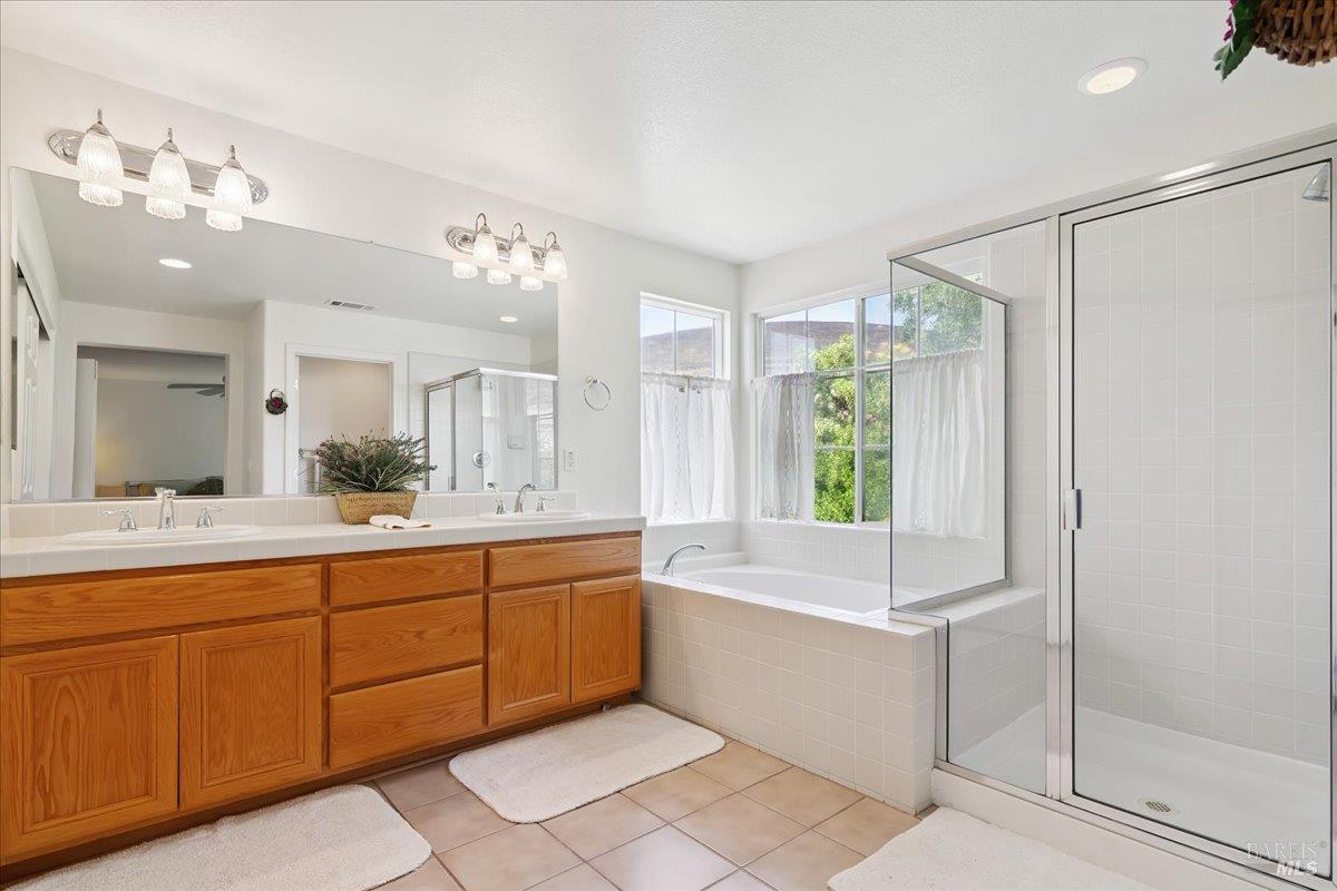 Detail Gallery Image 23 of 34 For 2855 Shelter Hill Dr, Fairfield,  CA 94534 - 4 Beds | 3/1 Baths