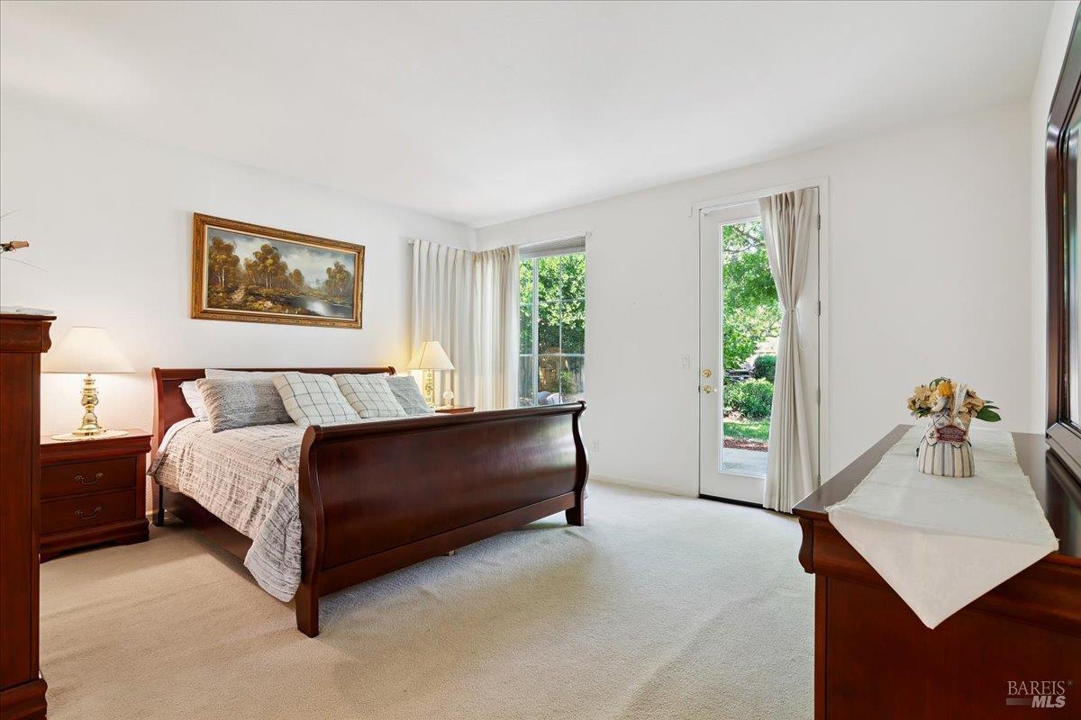 Detail Gallery Image 15 of 34 For 2855 Shelter Hill Dr, Fairfield,  CA 94534 - 4 Beds | 3/1 Baths