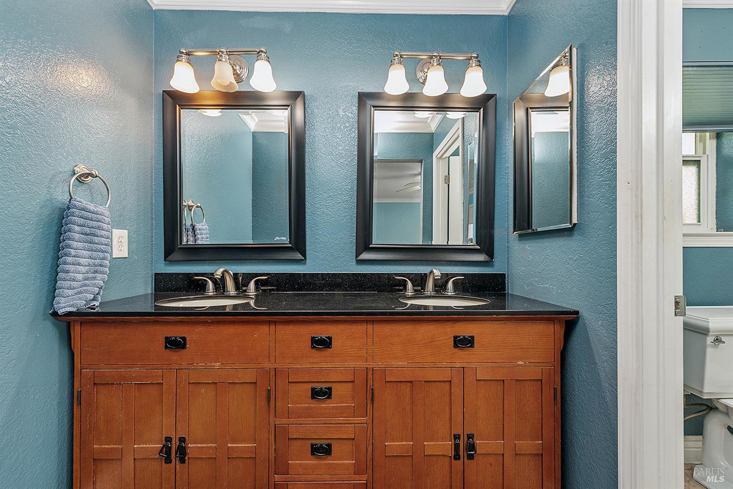 Detail Gallery Image 29 of 40 For 1180 Wieling Way, Petaluma,  CA 94954 - 3 Beds | 2/1 Baths