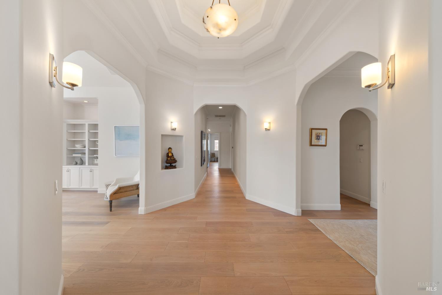 Detail Gallery Image 22 of 44 For 220 Jamaica St, Tiburon,  CA 94920 - 4 Beds | 2/1 Baths