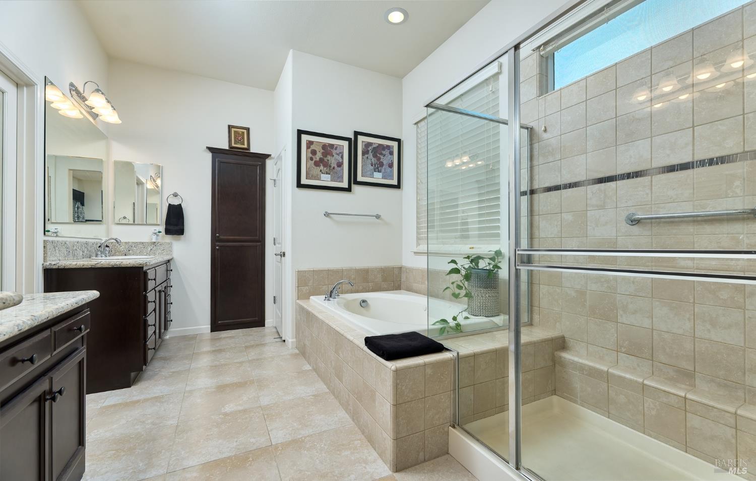 Detail Gallery Image 17 of 27 For 1125 Vintage Dr, Rio Vista,  CA 94571 - 2 Beds | 2 Baths