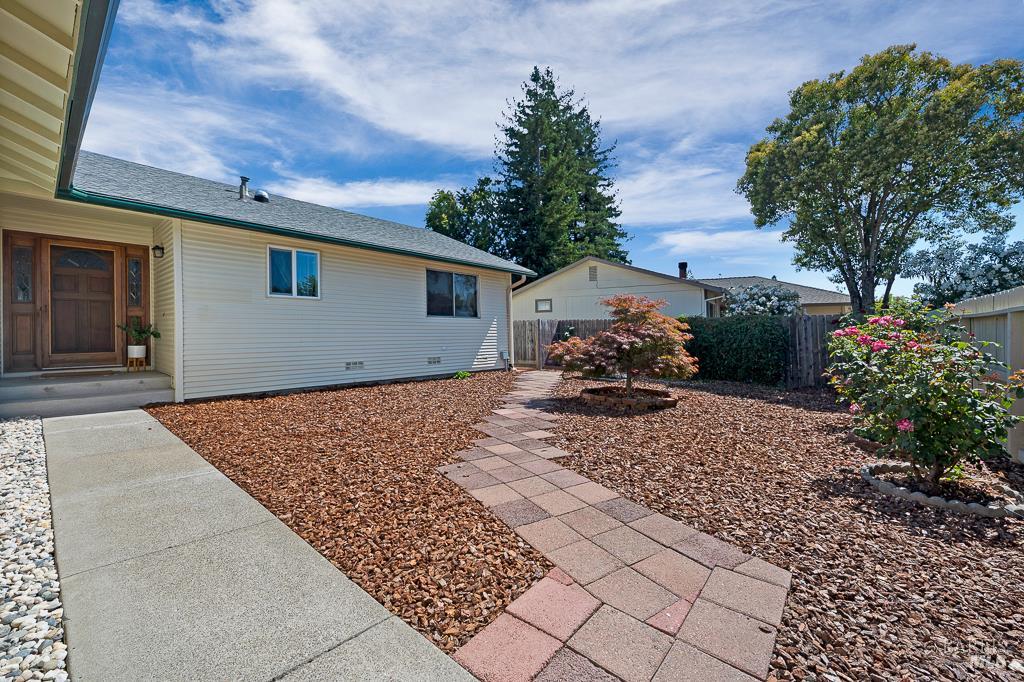 Detail Gallery Image 34 of 37 For 5012 Parkhurst Dr, Santa Rosa,  CA 95409 - 4 Beds | 2 Baths
