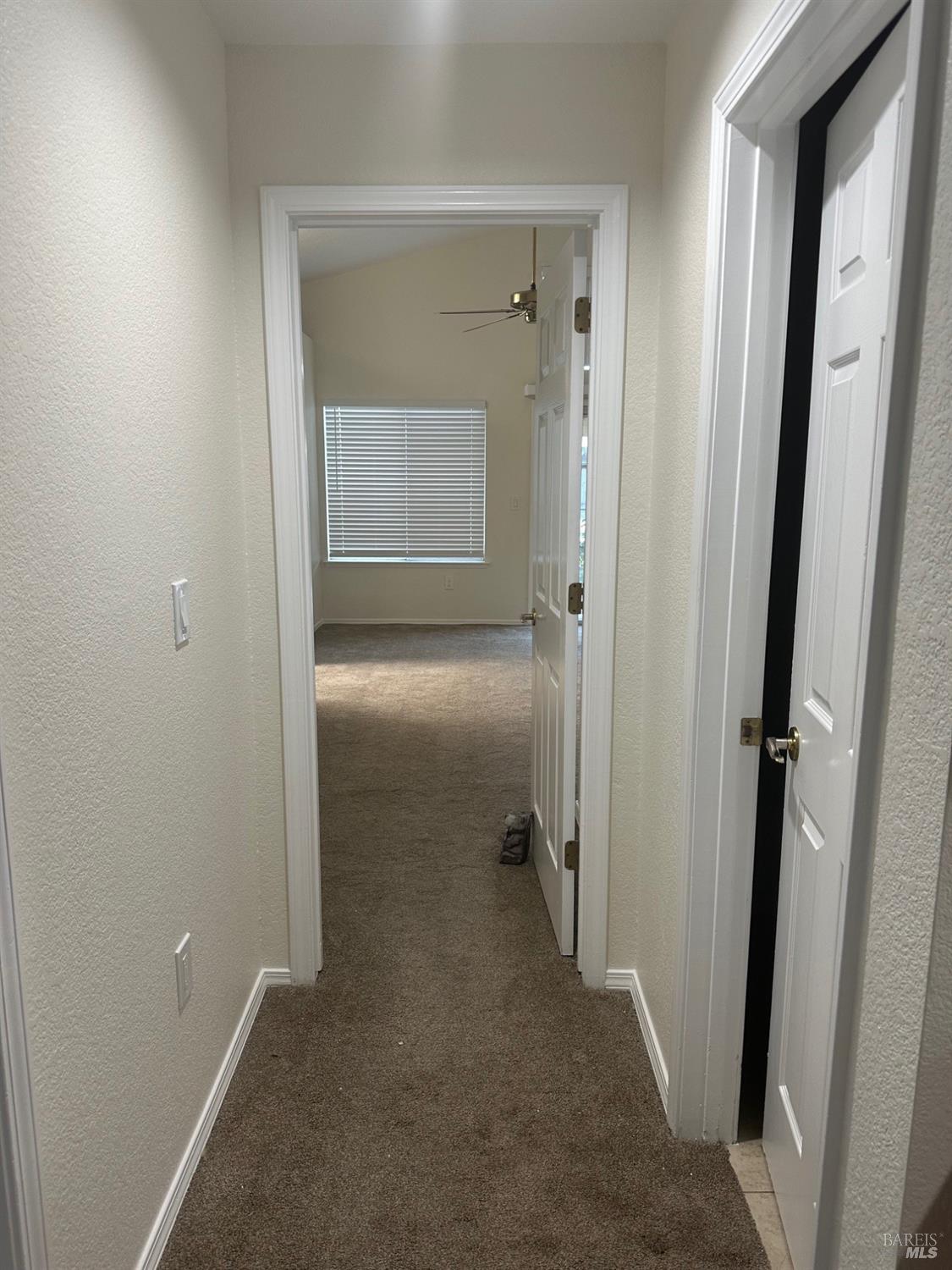 Detail Gallery Image 4 of 9 For 767 Raven Dr, Vacaville,  CA 95687 - 3 Beds | 2 Baths