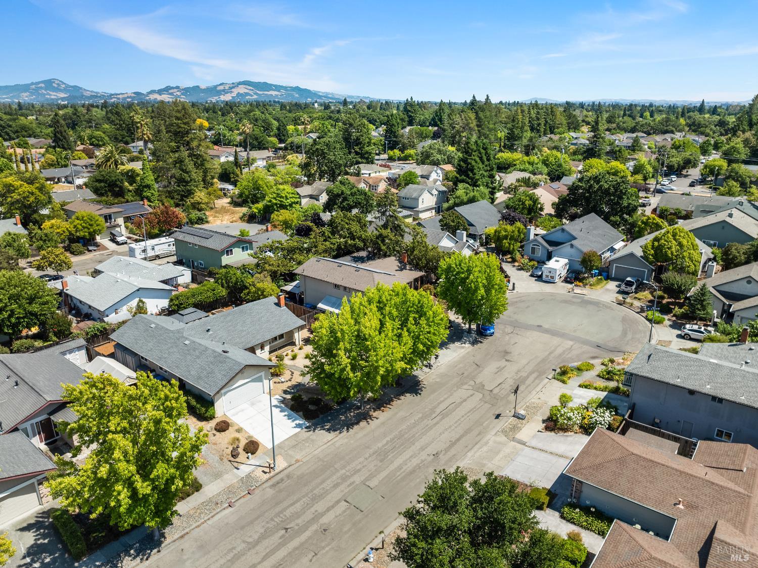 Detail Gallery Image 44 of 47 For 1512 Mayflower Pl, Santa Rosa,  CA 95403 - 3 Beds | 2 Baths