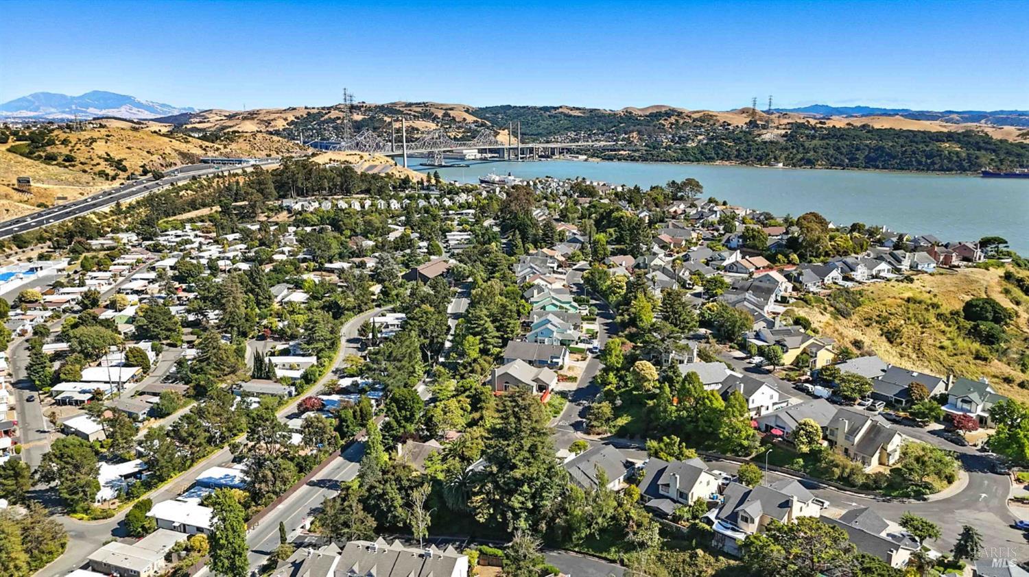 Detail Gallery Image 24 of 25 For 120 Seawind Dr, Vallejo,  CA 94590 - 3 Beds | 2 Baths