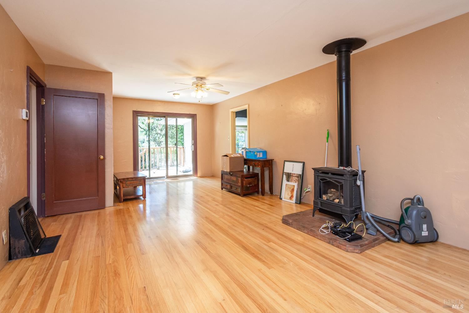 Detail Gallery Image 15 of 53 For 431 E Berna Ave, Napa,  CA 94559 - 3 Beds | 2 Baths