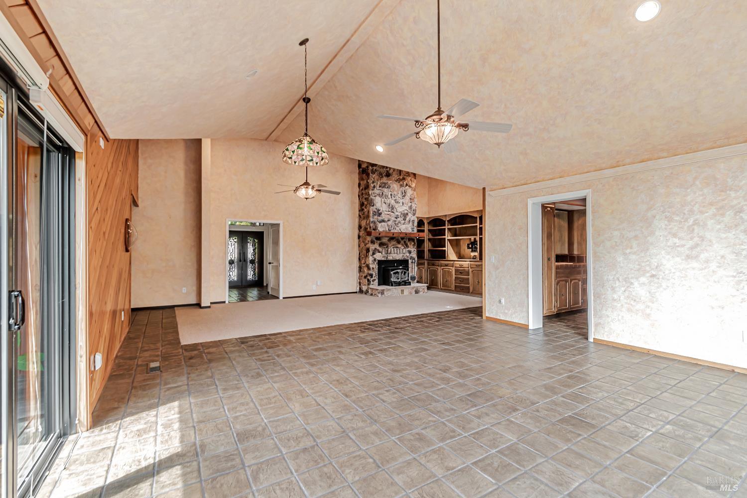 Detail Gallery Image 17 of 63 For 3415 Harrison Grade Rd, Sebastopol,  CA 95472 - 3 Beds | 3 Baths