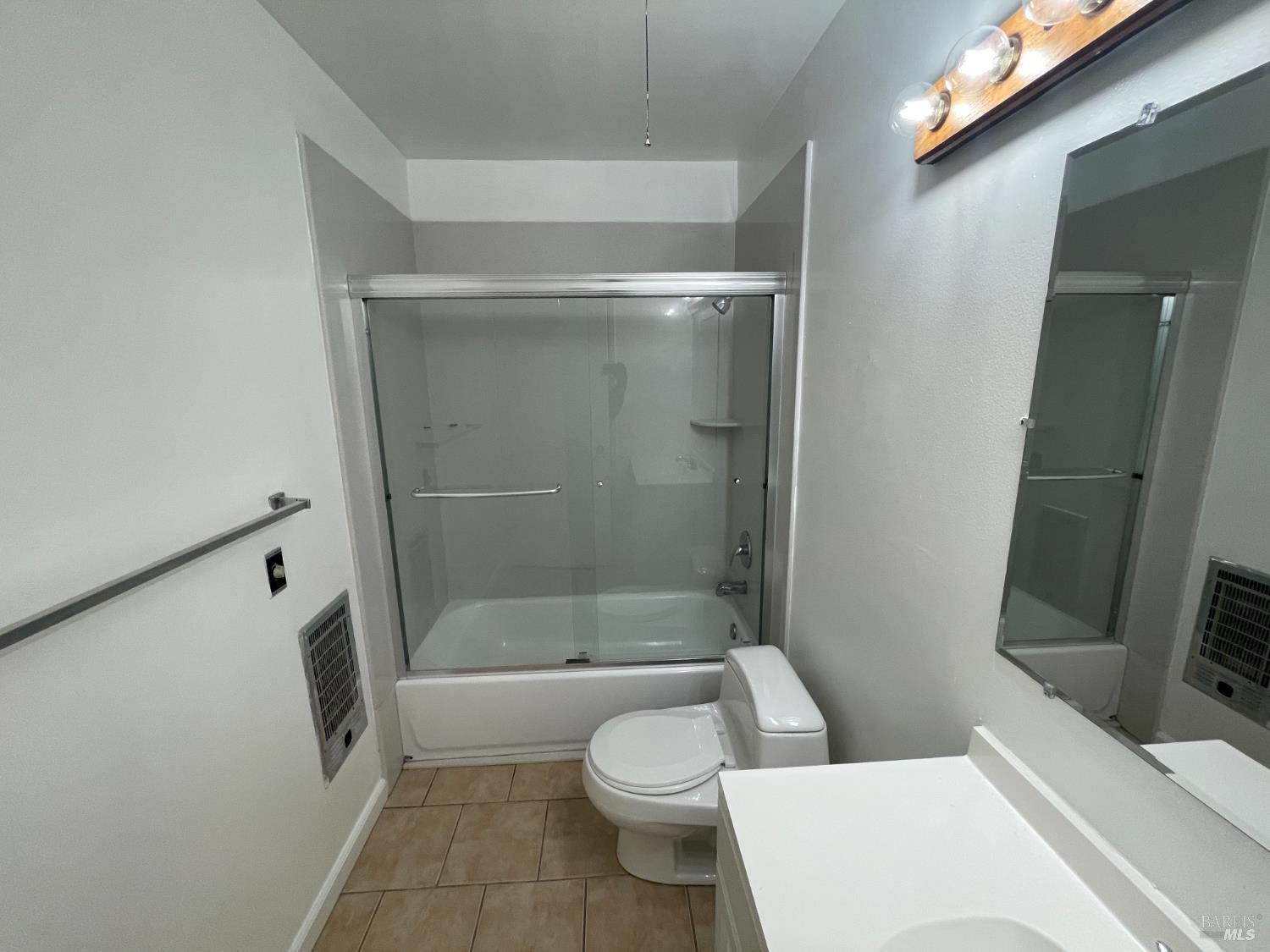 Detail Gallery Image 12 of 12 For 701 Pope Dr, Vallejo,  CA 94591 - 3 Beds | 2 Baths